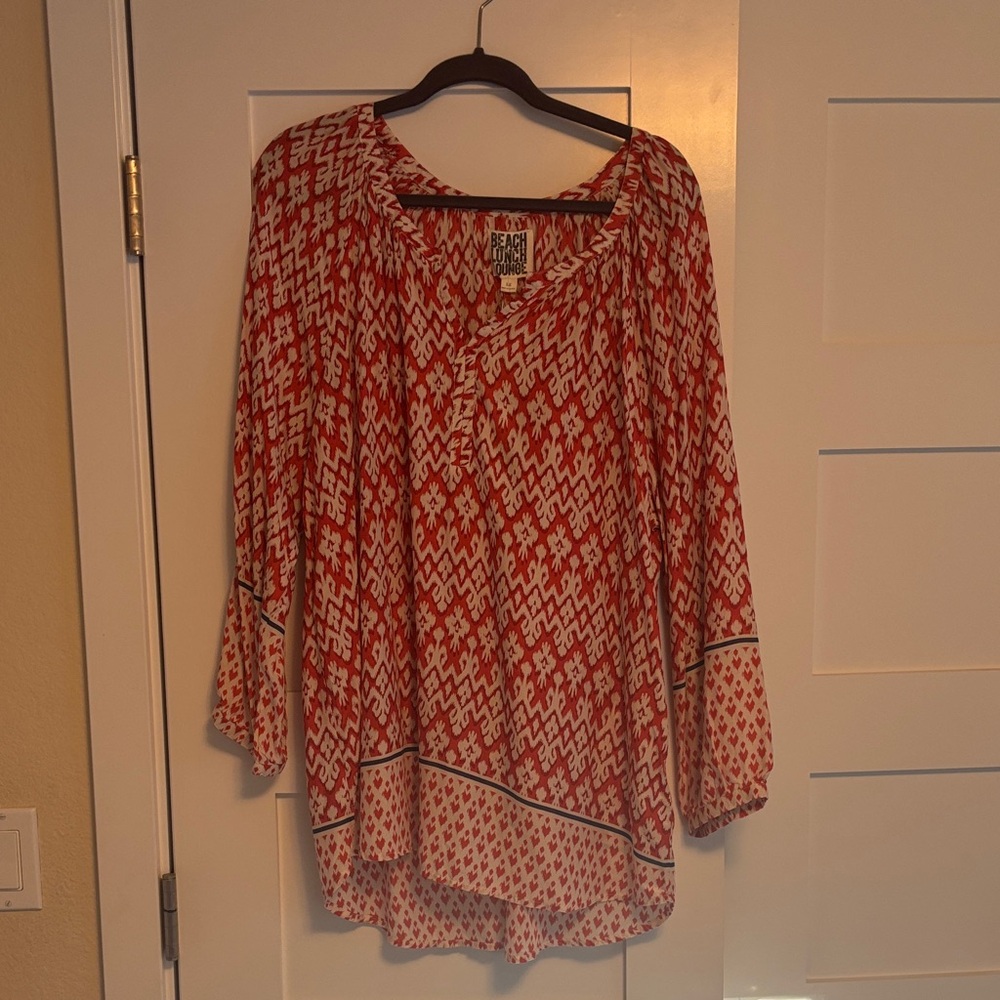 beachlunchlounge Geometric Red and White Tunic